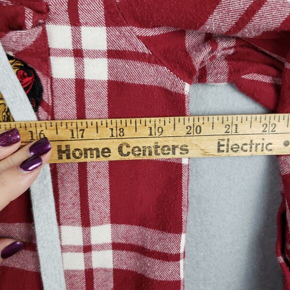 Harry Potter Size XS Hooded Flannel Gryffindor Embroidered Red Plaid‎ Hogwarts - Picture 8 of 12